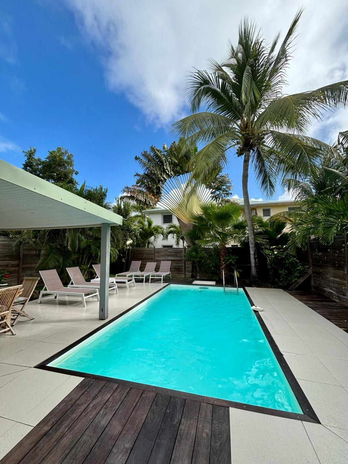 Villa Magellan, Walkable Orient Bay Beach, Private Pool Exterior photo
